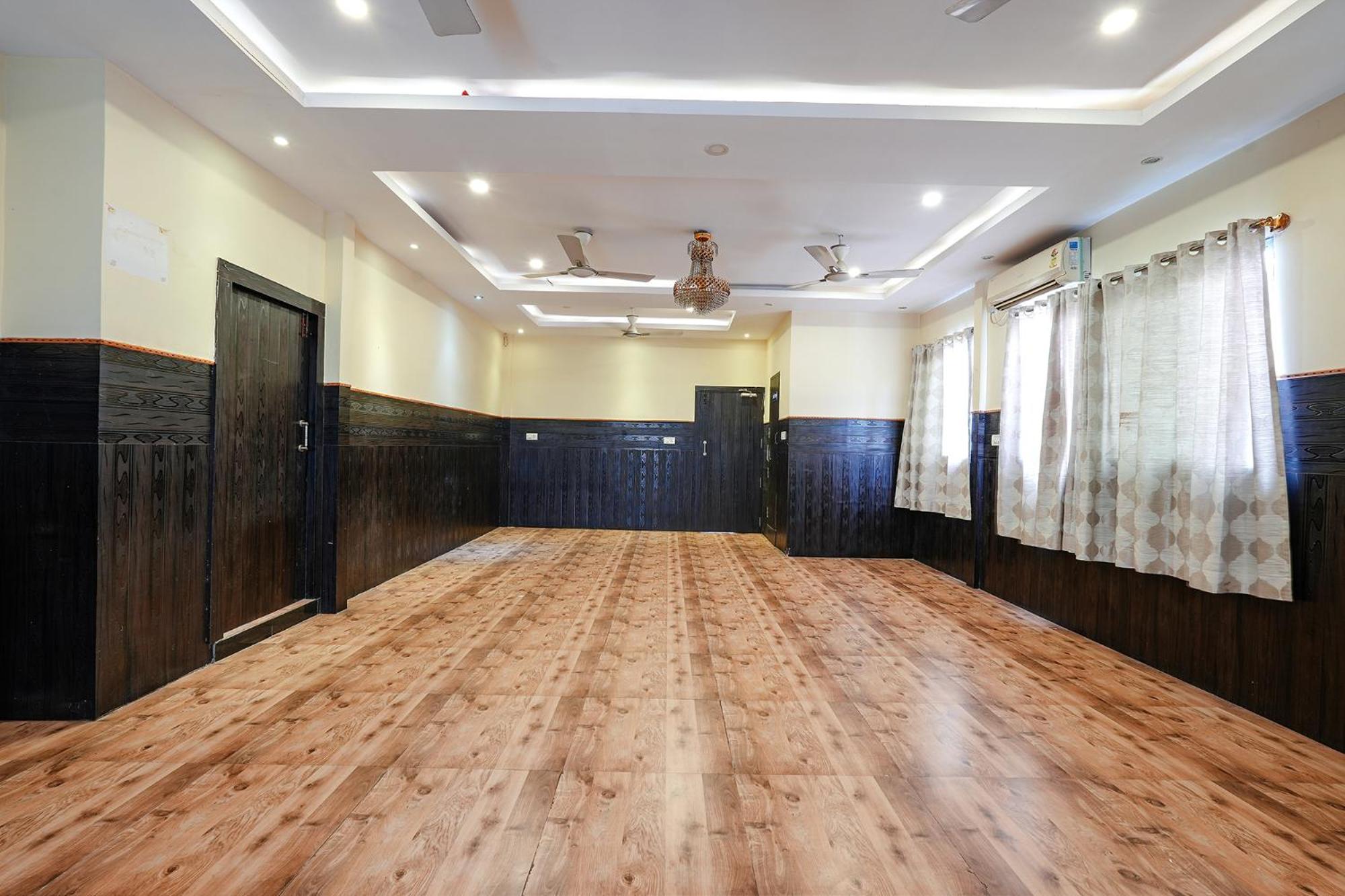 Fabhotel Sairam Residency Бангалор Екстериор снимка