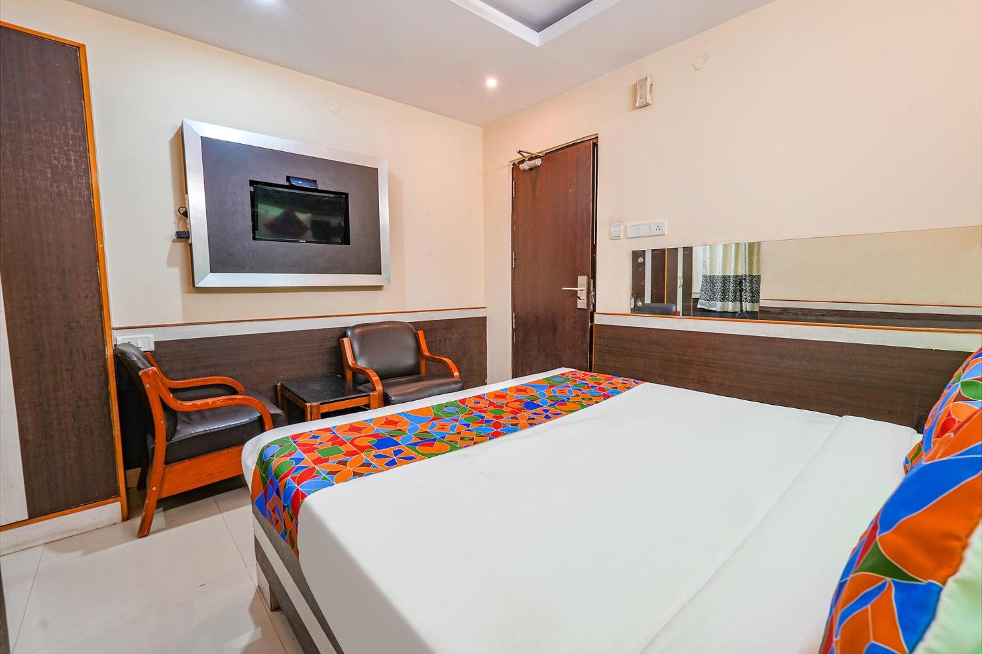 Fabhotel Sairam Residency Бангалор Екстериор снимка