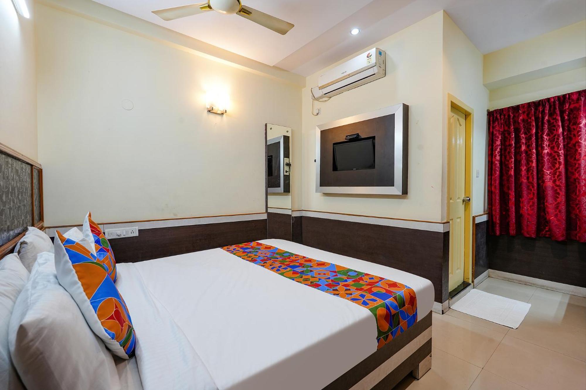 Fabhotel Sairam Residency Бангалор Екстериор снимка